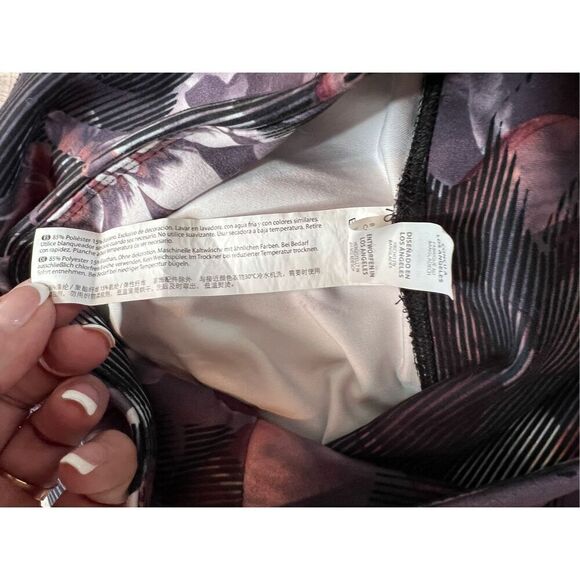 Balance Collection Activewear High Waist Contender 2 Floral 26" Legging MEDIUM - Picture 9 of 11